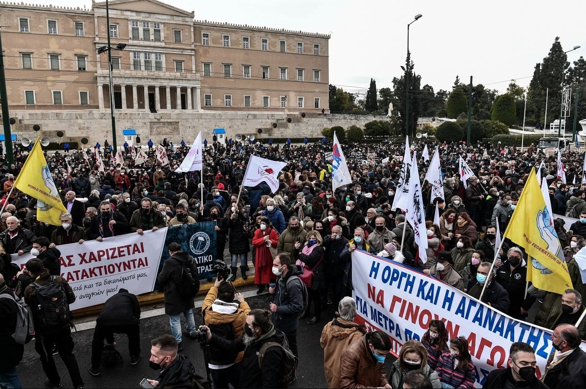24-hour Strike By Greek Civil Servants Disrupts Public Transport